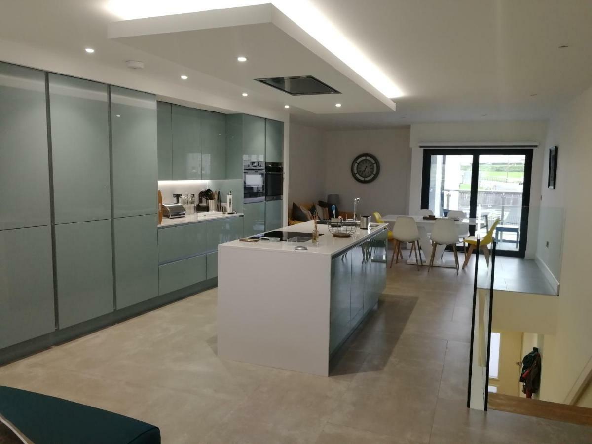Portrush Luxury Apartment, Currangate Exteriör bild