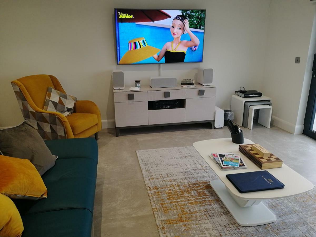 Portrush Luxury Apartment, Currangate Exteriör bild
