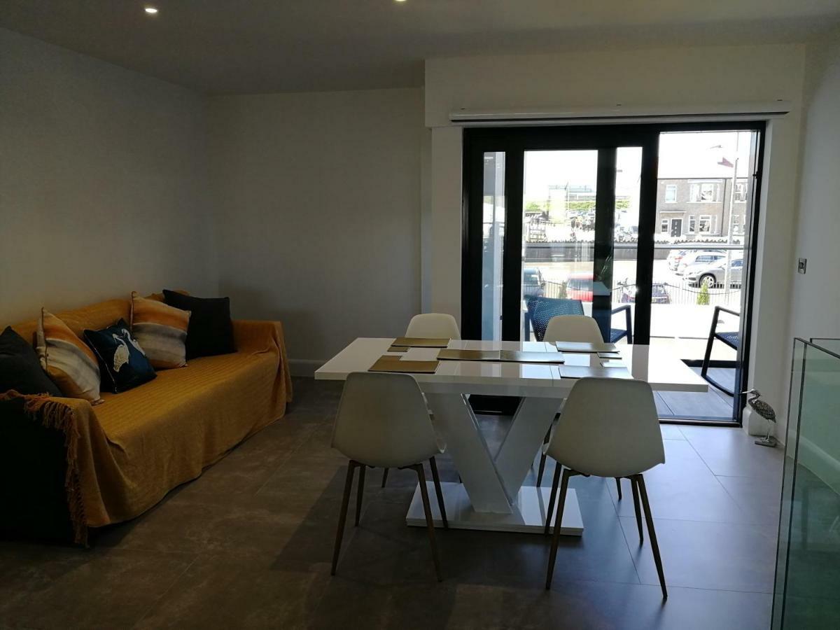 Portrush Luxury Apartment, Currangate Exteriör bild